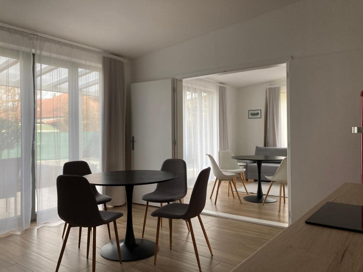 Villa Strokay - Few Minutes Walk From Lake Balaton Кестели Екстериор снимка