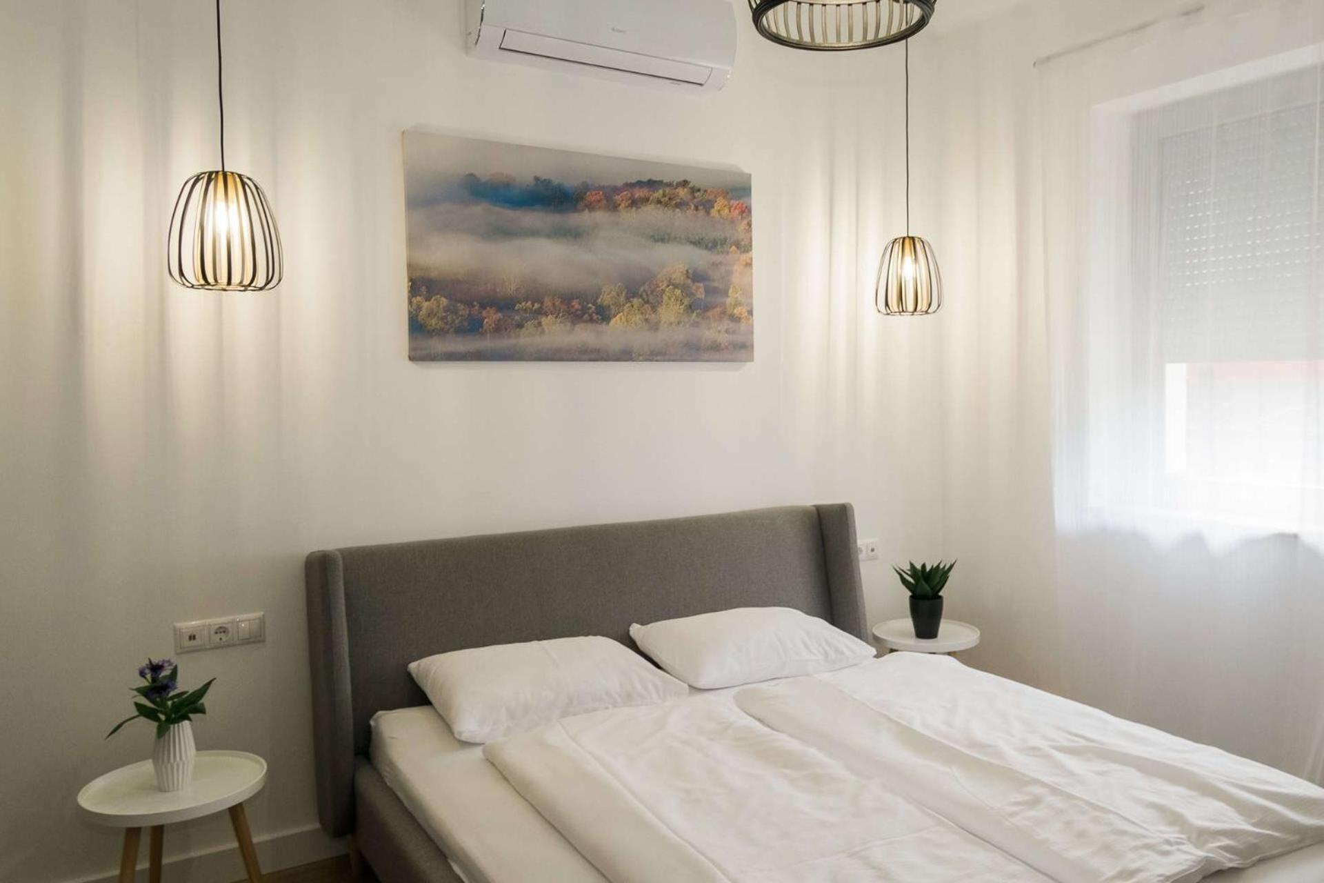 Villa Strokay - Few Minutes Walk From Lake Balaton Кестели Екстериор снимка